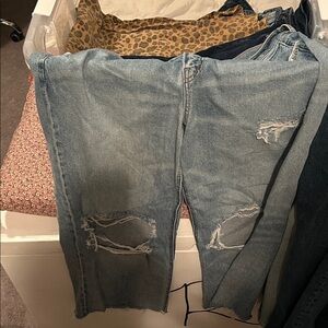 American Eagle Outfitters Light Blue Distressed Boyfriend Jeans